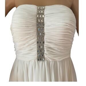 Calvin Klein Strapless Ivory Chiffon Crystal Gown Size 0-2